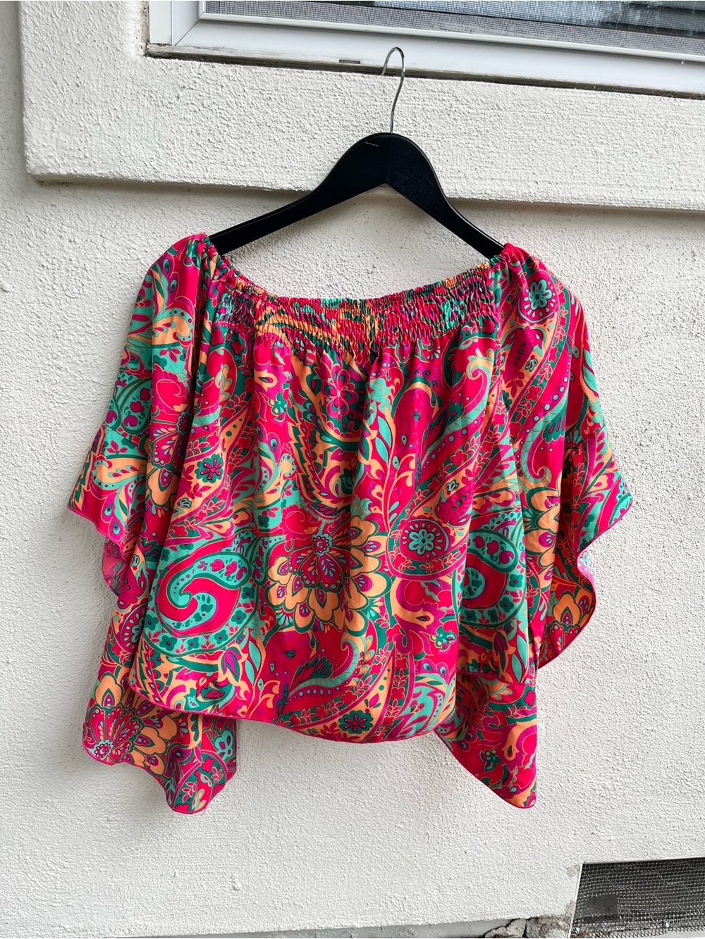 Bohemian Off-Shoulder Floral Paisley Crop Top